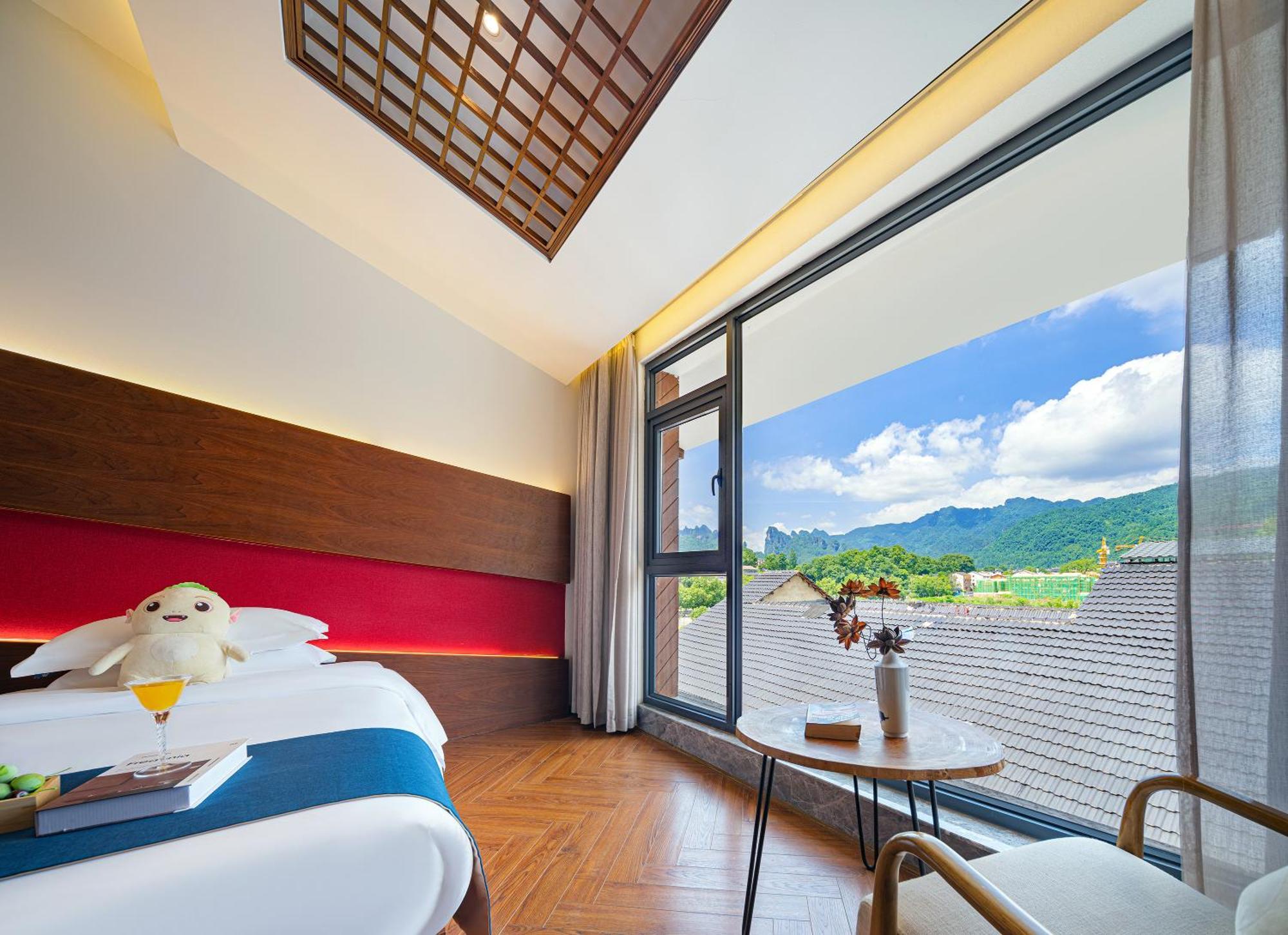 Hotel 張家界武陵源北岸輕奢客棧 森林公園店 Čang-ťia-ťie Exteriér fotografie