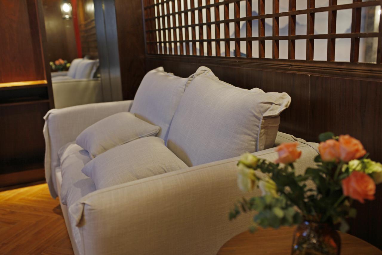 Hotel 張家界武陵源北岸輕奢客棧 森林公園店 Čang-ťia-ťie Exteriér fotografie
